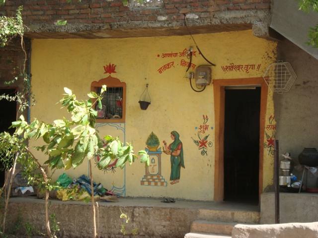 Door-less Houses of Shani Shignapur